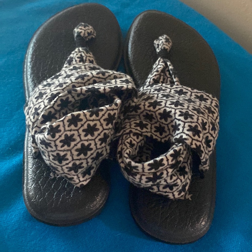 Sanuk Flip Flop Yoga Mat Sandals